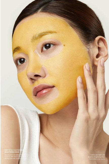 medicube - Deep Vita C Glutathione Brightening Mask - Maschera Viso Illuminante